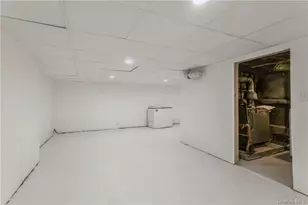 156 Bellevue Pl, Yonkers, NY 10703 - Photo 21