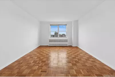 3935 Blackstone Avenue #10D, Bronx, NY 10471 - Photo 13