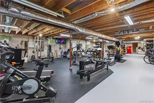 25 Pinoak Ln, Saint James, NY 11780 - Photo 25