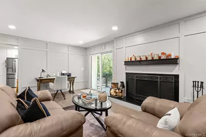 25 Pinoak Lane, Saint James, NY 11780 - Photo 7