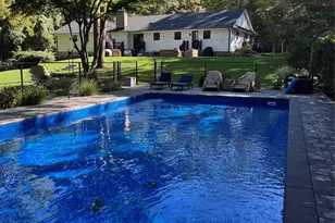 25 Pinoak Ln, Saint James, NY 11780 - Photo 33