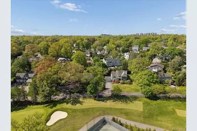 21 Country Club Lane, Pelham, NY 10803 - Photo 19