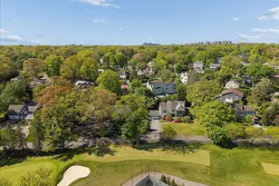21 Country Club Ln, Pelham, NY 10803 - Photo 19
