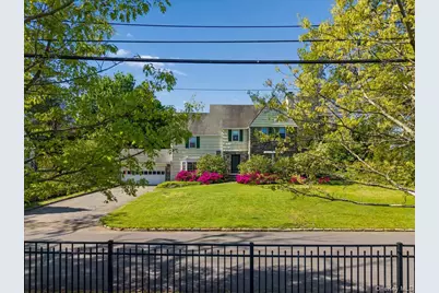 21 Country Club Lane, Pelham, NY 10803 - Photo 15