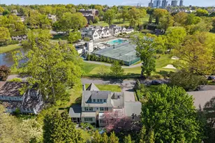21 Country Club Ln, Pelham, NY 10803 - Photo 11