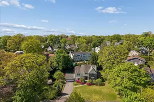 21 Country Club Ln, Pelham, NY 10803 - Photo 17