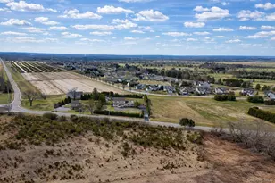 3935 Sound Ave, Riverhead, NY 11901 - Photo 9