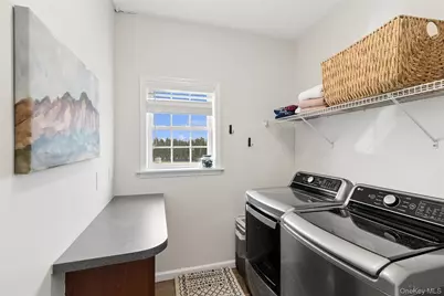 3935 Sound Avenue, Riverhead, NY 11901 - Photo 27