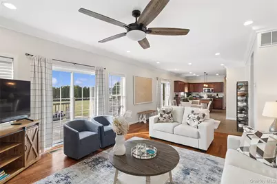 3935 Sound Avenue, Riverhead, NY 11901 - Photo 17