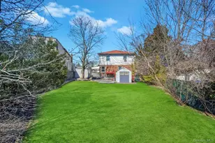 644 Broadway Rd, Bethpage, NY 11714 - Photo 3