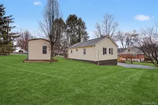 13 Kobelt Dr, Wallkill, NY 12589 - Photo 17