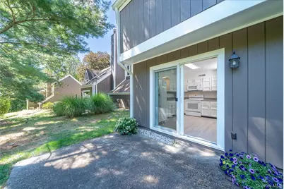 10 Grove Mews, Chappaqua, NY 10514 - Photo 19