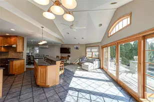 28 Clifford Ct, Malverne, NY 11565 - Photo 17