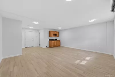 1060 E 228th Street, Bronx, NY 10466 - Photo 9