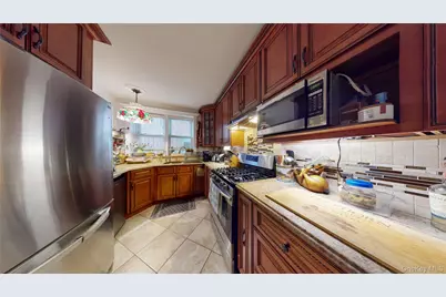 1625 Emmons Avenue #DD, Brooklyn, NY 11235 - Photo 9