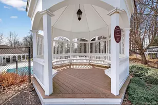 101 Hitching Post Ln, Yorktown Heights, NY 10598 - Photo 43