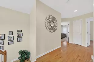 101 Hitching Post Ln, Yorktown Heights, NY 10598 - Photo 19