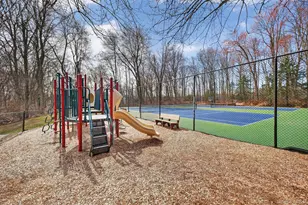 101 Hitching Post Ln, Yorktown Heights, NY 10598 - Photo 41