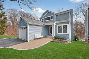 101 Hitching Post Ln, Yorktown Heights, NY 10598 - Photo 3