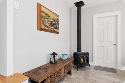 20 Mitchell Road, Westhampton Beach, NY 11978 - Photo 17