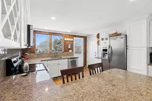 20 Mitchell Rd, Westhampton Beach, NY 11978 - Photo 9