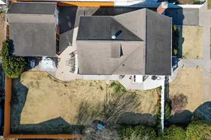 380 Doris Ave, Franklin Square, NY 11010 - Photo 21