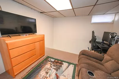 380 Doris Avenue, Franklin Square, NY 11010 - Photo 19