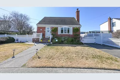 380 Doris Avenue, Franklin Square, NY 11010 - Photo 1