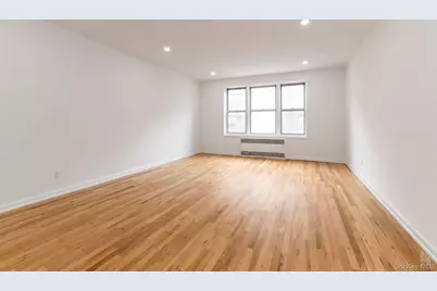 79-10 34th Avenue #4U, Jackson Heights, NY 11372 - Photo 3