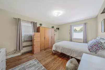 12615 133rd Avenue, Ozone Park, NY 11420 - Photo 7