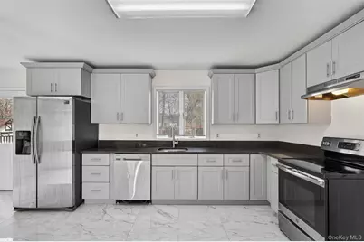 82 Walton Terrace, Monroe, NY 10950 - Photo 3