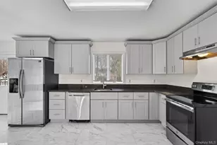 82 Walton Terrace, Monroe, NY 10950 - Photo 3