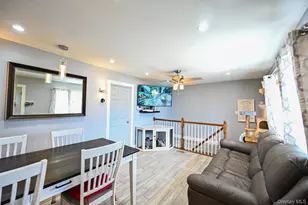 13 E Walnut St, Central Islip, NY 11722 - Photo 3