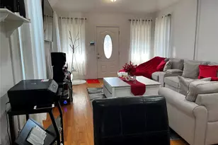 117-27 146th St, Jamaica, NY 11436 - Photo 3