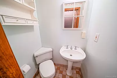 90 Haven Lane, Levittown, NY 11756 - Photo 11