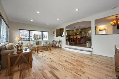 629 E Pine Street, Long Beach, NY 11561 - Photo 3