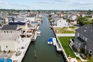 2747 Barbara Rd, Bellmore, NY 11710 - Photo 27