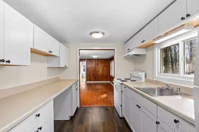 288 Pine Hill Road, Pleasant Valley, NY 12569 - Photo 7