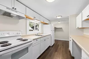 288 Pine Hill Rd, Pleasant Valley, NY 12569 - Photo 9