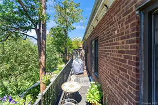 40-01 Little Neck Pkwy, Little Neck, NY 11363 - Photo 19