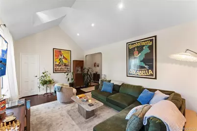 40-01 Little Neck Parkway #11-B, Little Neck, NY 11363 - Photo 7