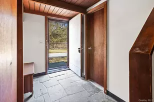 304 Lake Lodge Dr, Pleasant Valley, NY 12569 - Photo 3