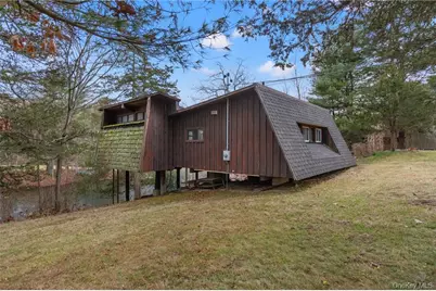 296 Pine Hill Road #296, Pleasant Valley, NY 12569 - Photo 21