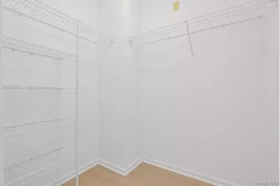 105 Sutton Drive #105, Mount Kisco, NY 10549 - Photo 13