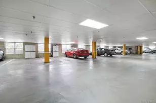 105 Sutton Dr, Mount Kisco, NY 10549 - Photo 19