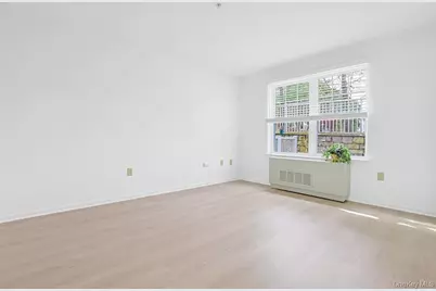 105 Sutton Drive #105, Mount Kisco, NY 10549 - Photo 11