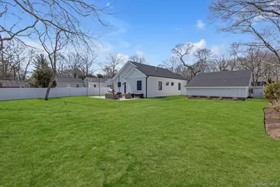 1305 Sigsbee Road, Mattituck, NY 11952 - Photo 17