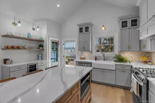 1305 Sigsbee Rd, Mattituck, NY 11952 - Photo 3