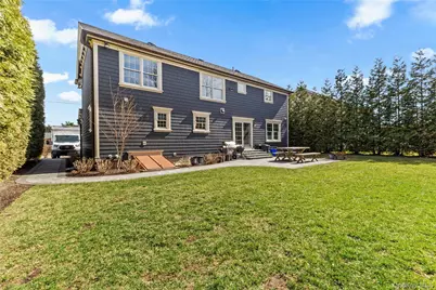 123 Columbus Boulevard, Amityville, NY 11701 - Photo 43