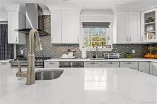 123 Columbus Blvd, Amityville, NY 11701 - Photo 31